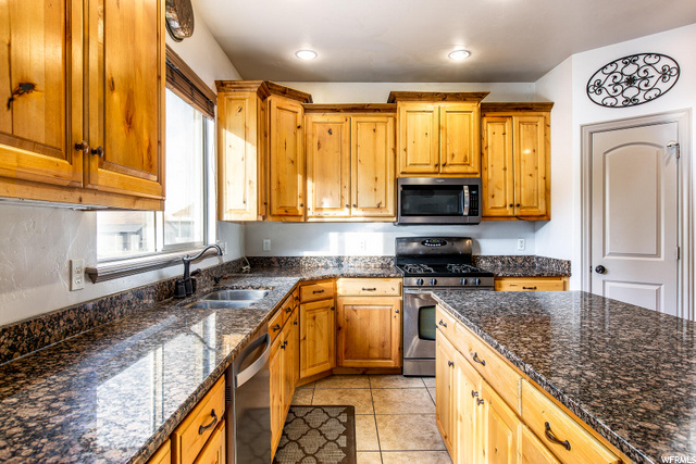 675 W 1600 S, Mapleton, UT 84664 — photo 11