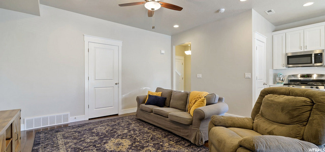 1537 E Primrose Ln, Layton, UT 84040 — photo 8