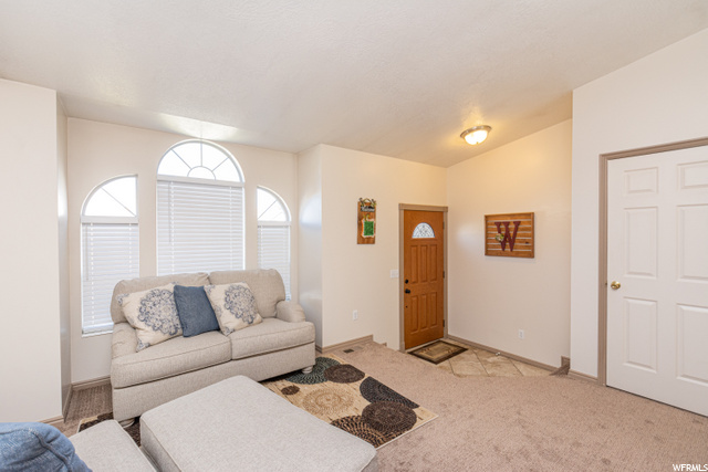 830 Sunflower Dr, Ogden, UT 84404 — photo 2