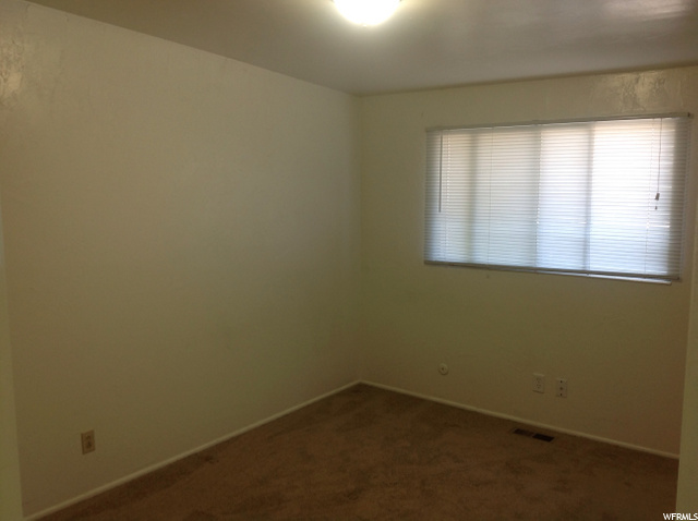 702 N Colonial St E, Layton, UT 84041 — photo 6