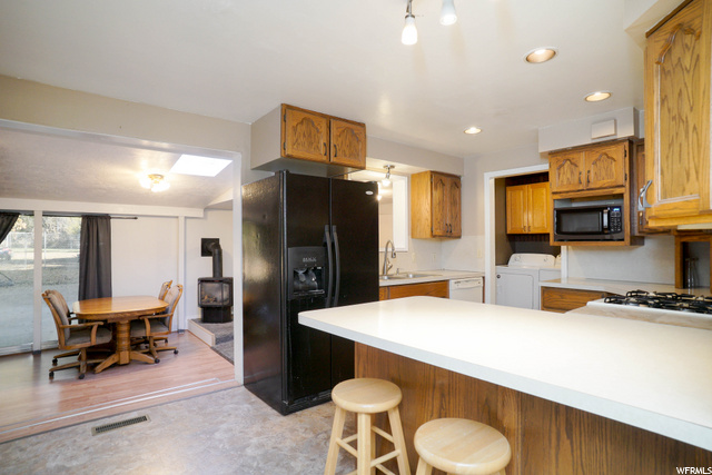 5758 S 3100 W, Roy, UT 84067 — photo 6