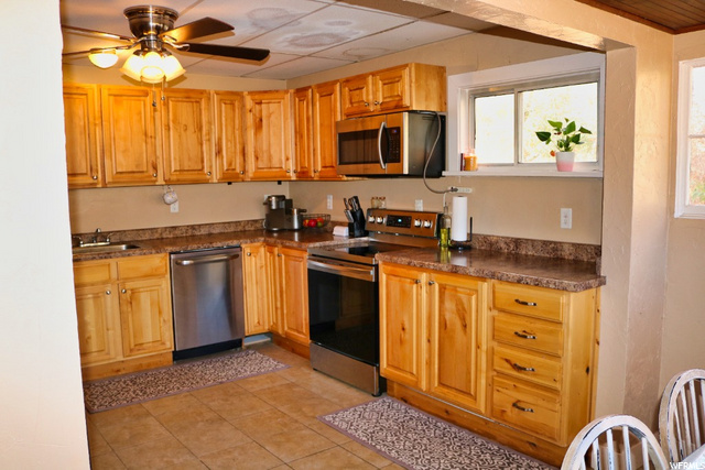 297 E 400 N, Logan, UT 84321 — photo 9