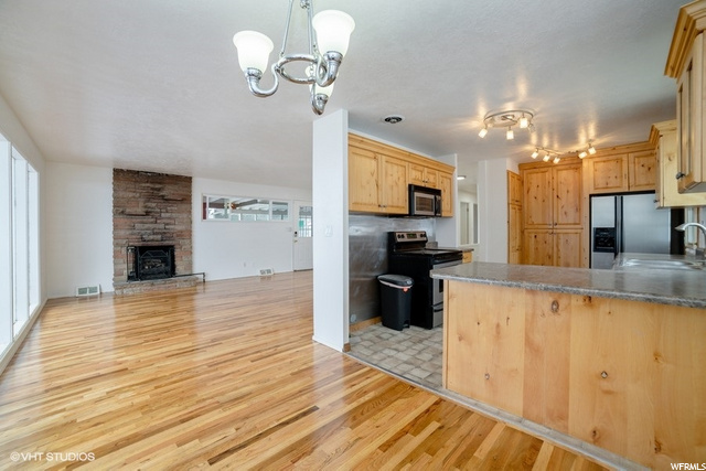 8745 S 1225 E, Sandy, UT 84094 — photo 10