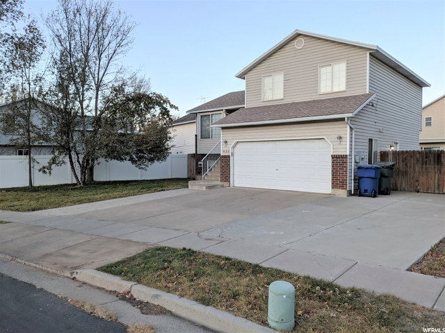 835 Meadow View Dr, Ogden, UT 84404 — photo 2