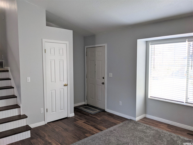 835 Meadow View Dr, Ogden, UT 84404 — photo 4