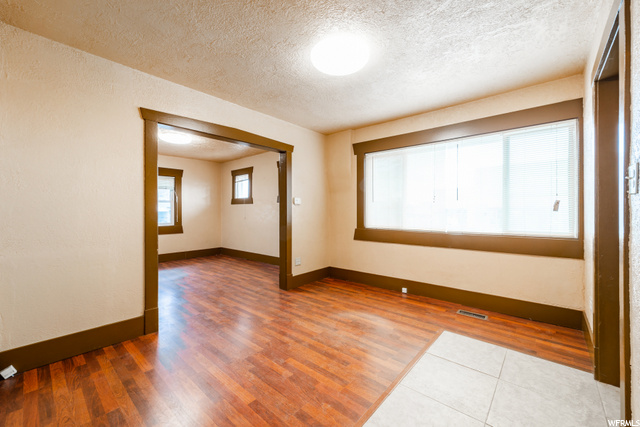 478 W 200 N, Bountiful, UT 84010 — photo 11