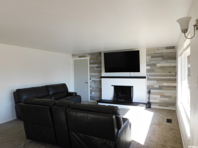 288 W 1150 N, Sunset, UT 84015 — photo 4