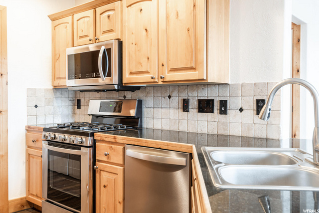 1734 E Redstone Ave #E, Park City, UT 84098 — photo 7
