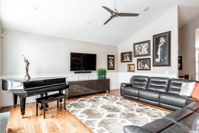 1702 E Vine St S, Murray, UT 84121 — photo 9