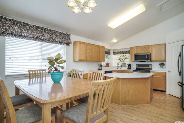 323 E 1625 N, Layton, UT 84041 — photo 6
