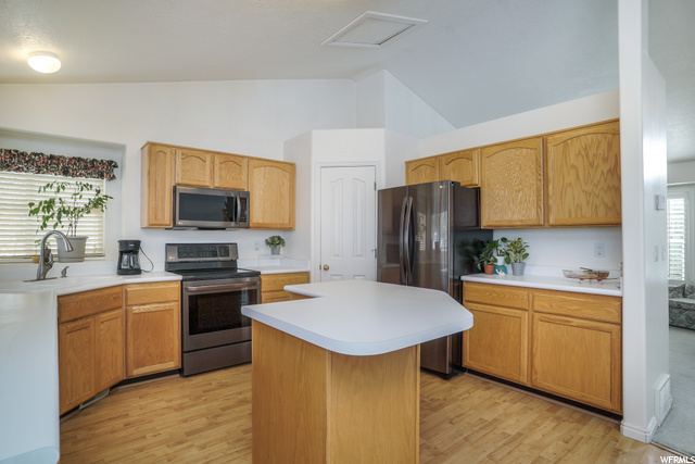 323 E 1625 N, Layton, UT 84041 — photo 8