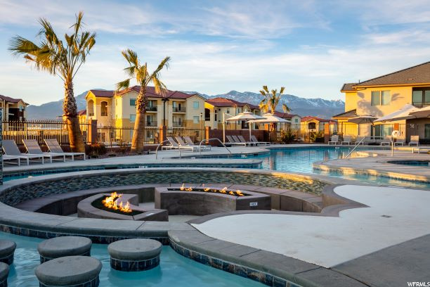 hotels in hurricane utah with indoor pool