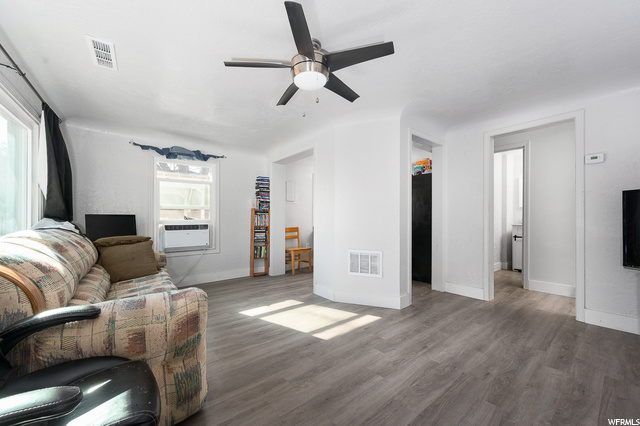 1607 S Fowler Ave E, Ogden, UT 84404 — photo 3