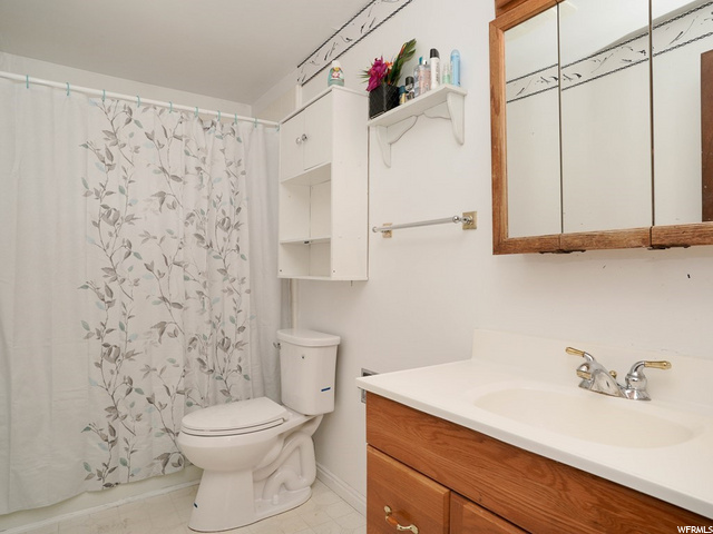 5023 S 2500 W, Roy, UT 84067 — photo 11