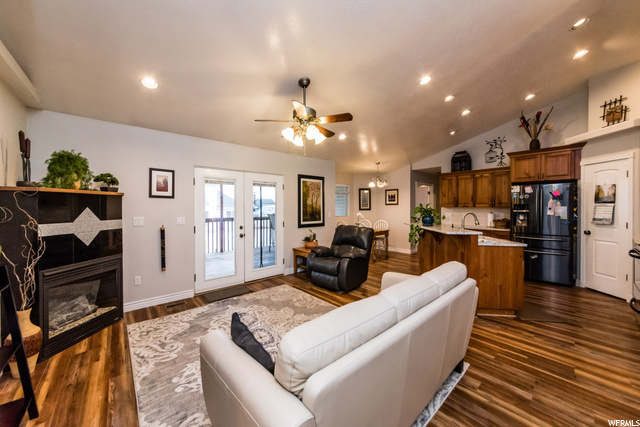 286 W 400 S, Hyde Park, UT 84318 — photo 10