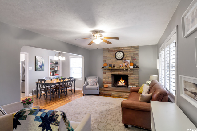 8907 S 250 E, Sandy, UT 84070 — photo 4