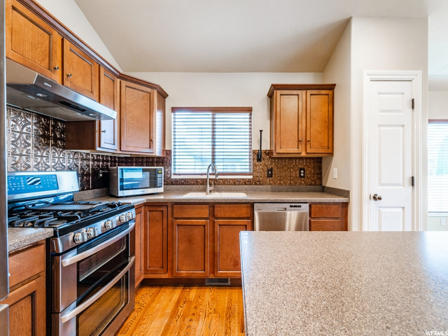 4502 S 3475 W, West Haven, UT 84401 — photo 5