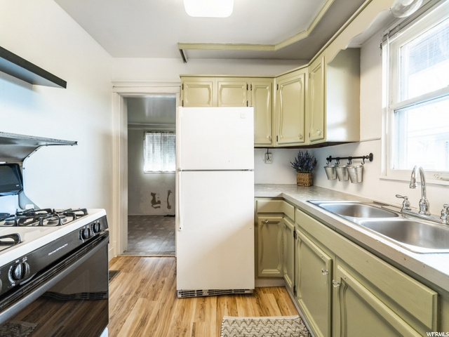 765 E 28th St S, Ogden, UT 84403 — photo 8