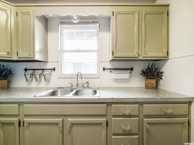 765 E 28th St S, Ogden, UT 84403 — photo 9