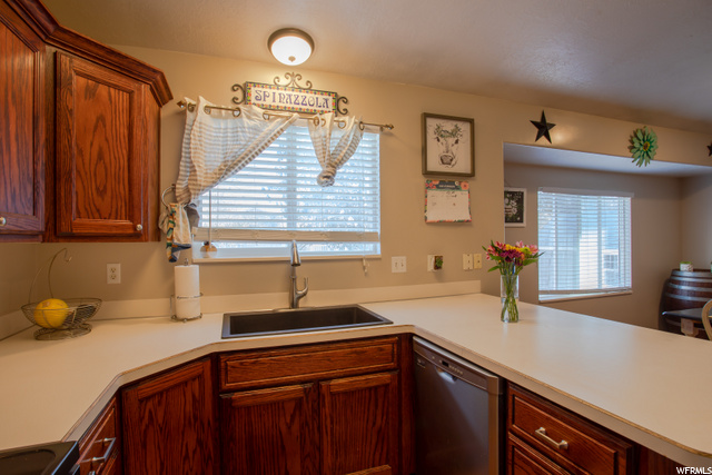 1688 N 725 W, Clinton, UT 84015 — photo 8