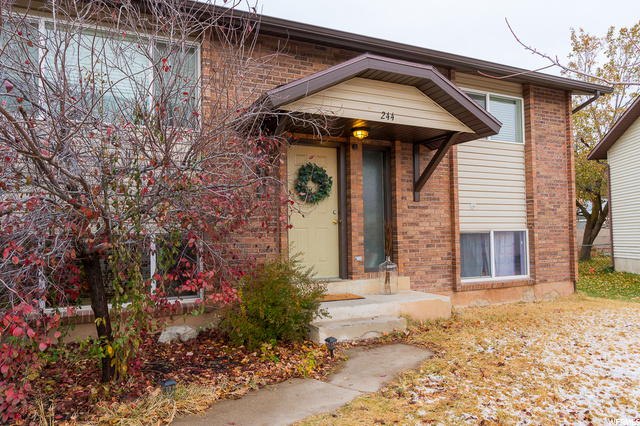 244 W Downs Cir, Ogden, UT 84404 — photo 2