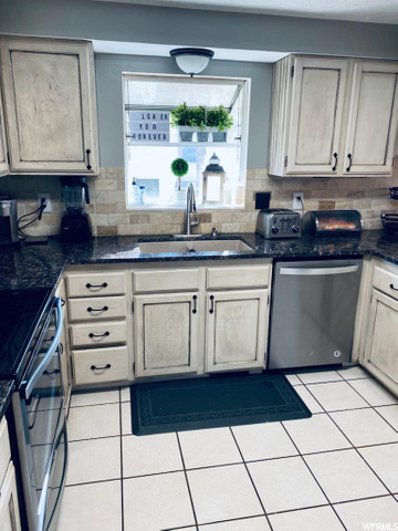 2951 W 4375 S, Roy, UT 84067 — photo 5