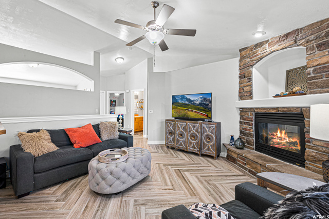 5206 W Ashland Rose Dr, Herriman, UT 84096