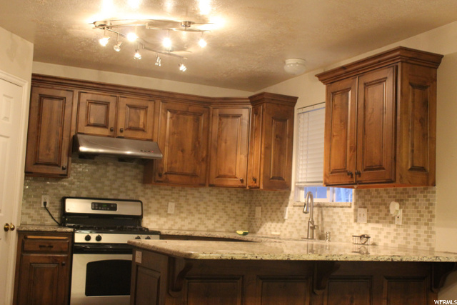 3795 S 400 E, Bountiful, UT 84010 — photo 4