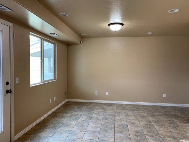 1802 W 5050 S, Roy, UT 84067 — photo 3