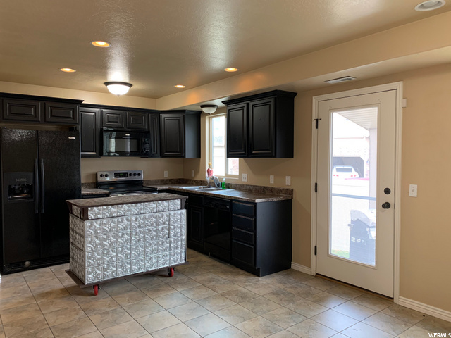 1802 W 5050 S, Roy, UT 84067 — photo 2