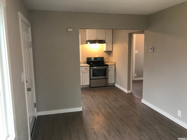 5162 S 600 E, Murray, UT 84107 — photo 2