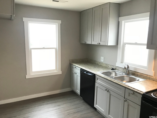 5170 S 600 E, Murray, UT 84107 — photo 2