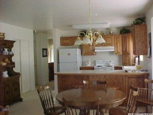 5581 S 3375 W, Roy, UT 84067 — photo 6