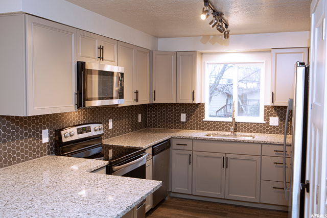 772 W 4375 S, Riverdale, UT 84405 — photo 5