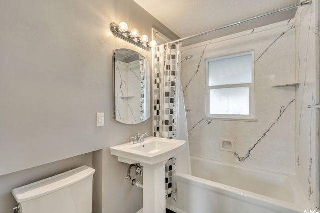 3975 S 2225 W, Roy, UT 84067 — photo 8