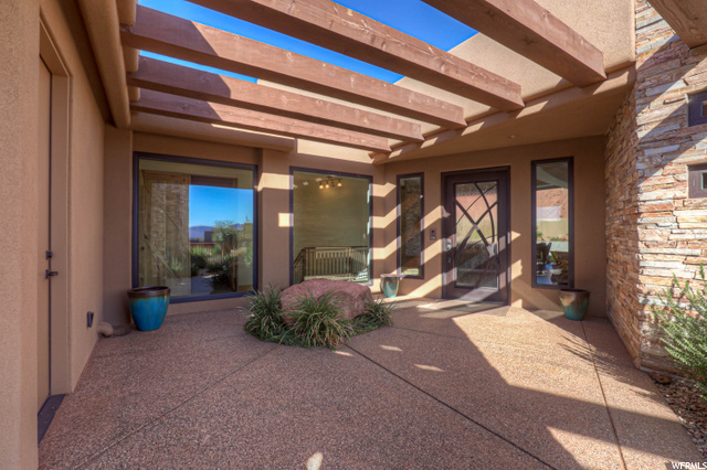 579 E Crestview Cir, Ivins, UT 84738 — photo 8