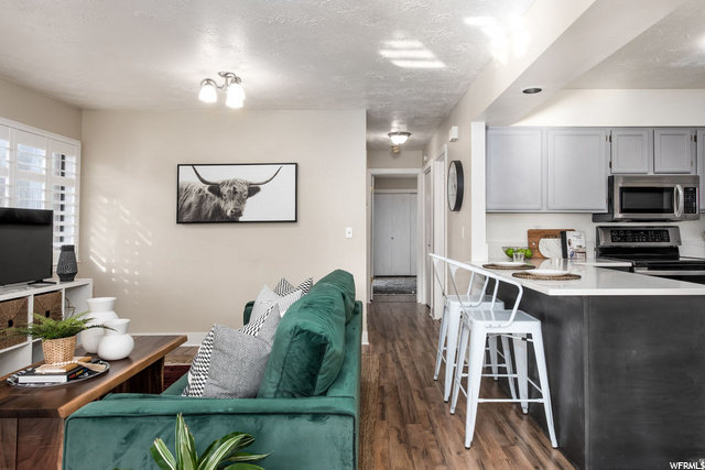 188 E 2050 S #B4, Bountiful, UT 84010 — photo 2