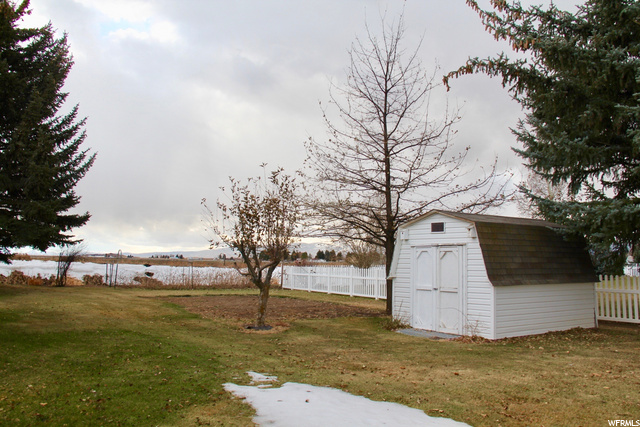 270 S 6th St E, Grace, ID 83241 — photo 10
