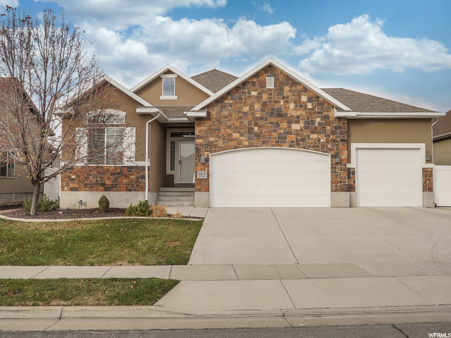 2420 W FIELDSTONE WAY, Layton UT 84041