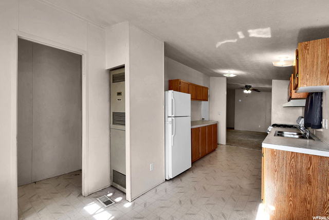 47 Sunset Dr, Layton, UT 84041 — photo 10