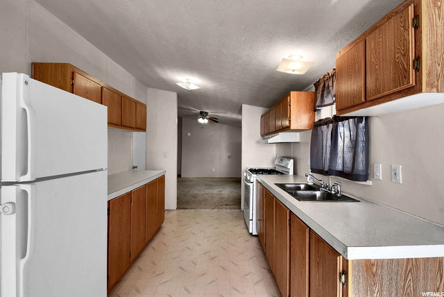 47 Sunset Dr, Layton, UT 84041 — photo 8