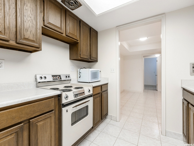 5520 S Springtree Ln E #9F, Murray, UT 84107 — photo 8