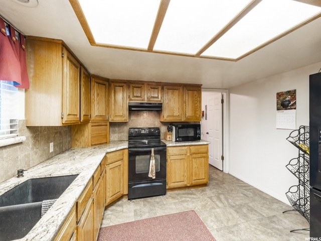 3604 S 3675 W, West Haven, UT 84401 — photo 12