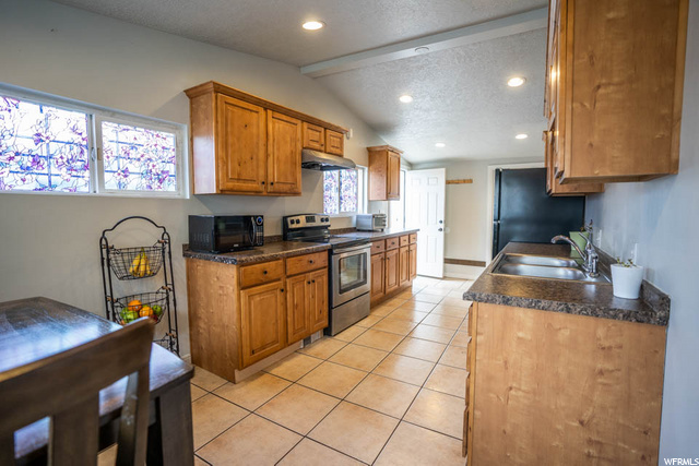 657 W Second Ave, Midvale, UT 84047 — photo 5