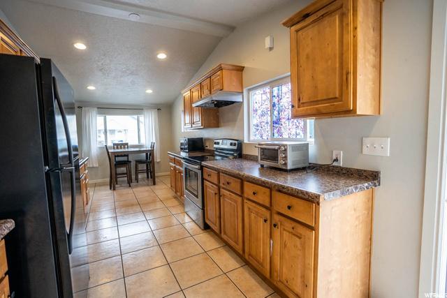 657 W Second Ave, Midvale, UT 84047 — photo 3