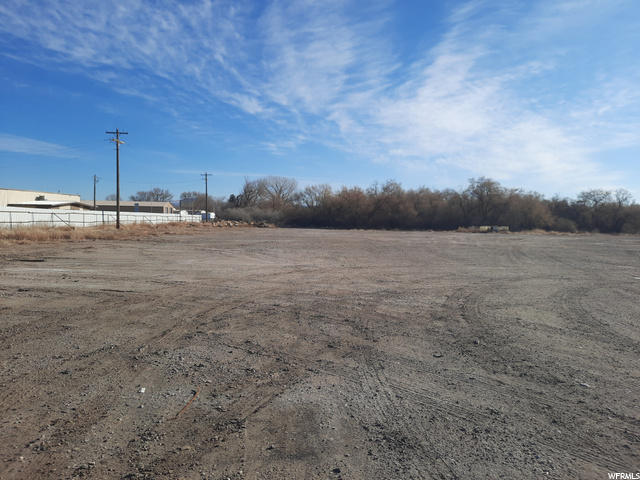 1240 E 1500 S, Vernal, UT 84078 — photo 2