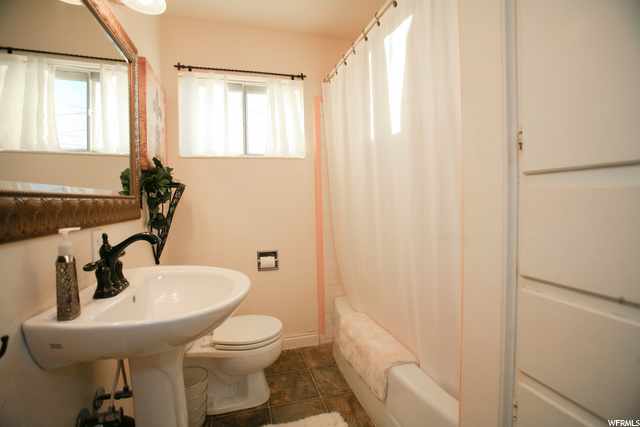 5309 S 2425 W, Roy, UT 84067 — photo 5