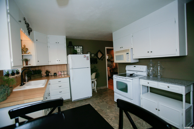 5309 S 2425 W, Roy, UT 84067 — photo 9