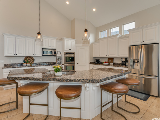 511 E Johns Way, Sandy, UT 84070 — photo 9