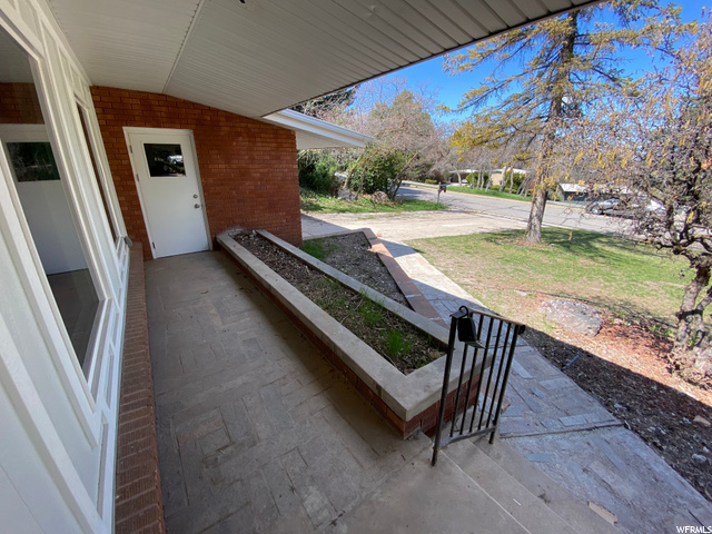 749 E Sunset Ln S, South Ogden, UT 84403 — photo 2